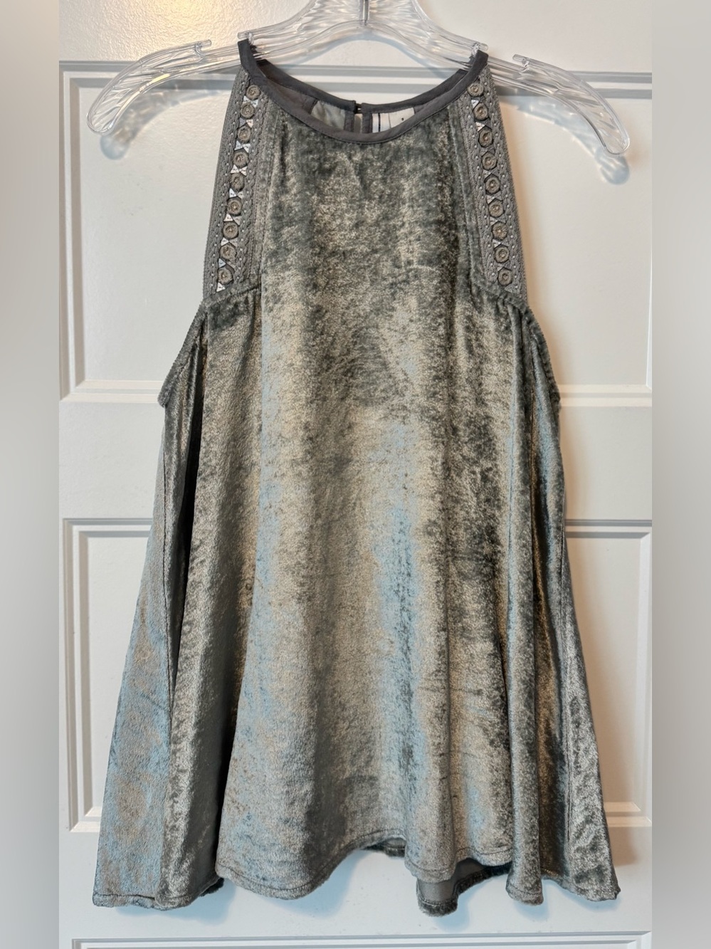 BI-NK Eyre Anthropologie Gray Crushed Velvet Halter Neck Tank Top Beaded Small - Picture 2 of 8